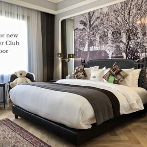Hipster Club Floor