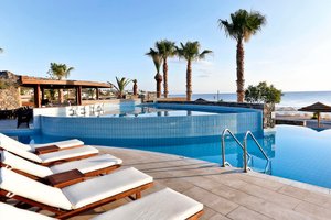 Piscina e praia