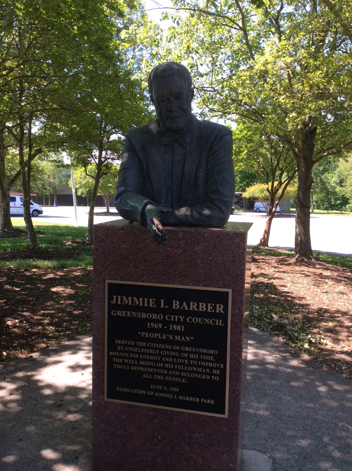 BARBER PARK Greensboro 2022 Tutto Quello Che C Da Sapere   Jimmie Barber Statue 