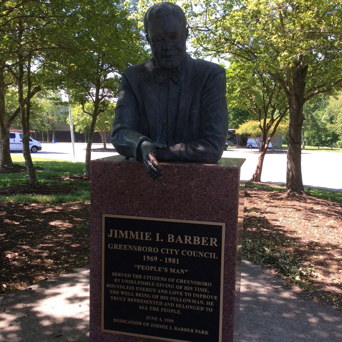 Jimmie Barber Statue ?w=1200&h=1200&s=1