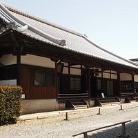こちらがお寺の本堂です