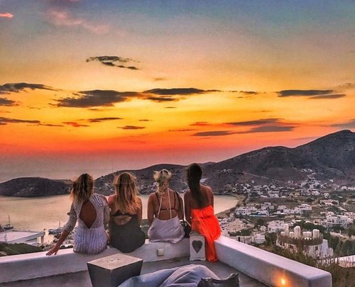 Best 6 Clubs in Ios, Greece