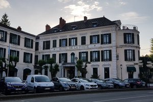 Khách du lịch