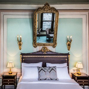 Bosphorus Palace Room
