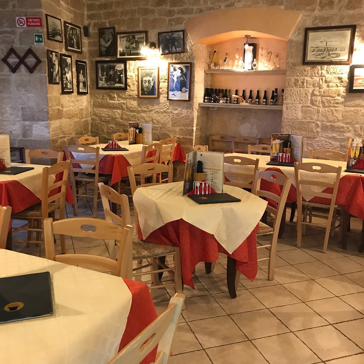 GIOVI'S CAFFE', Piacenza - Restaurant Reviews, Photos & Phone Number -  Tripadvisor