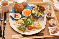 トリップアドバイザー