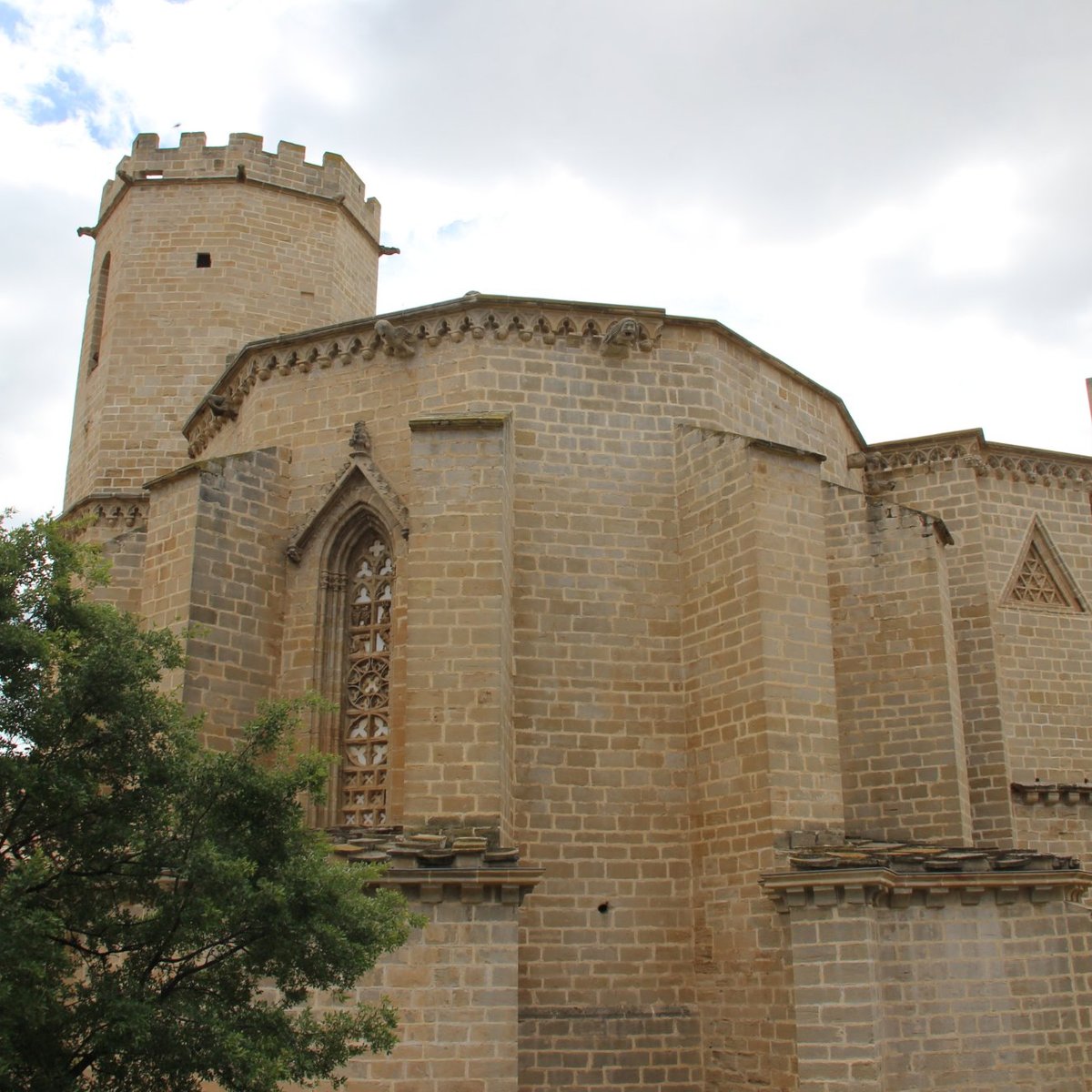 Arriba 33+ Imagen de fondo iglesia de santa maría la mayor (valderrobres) Alta definición completa, 2k, 4k