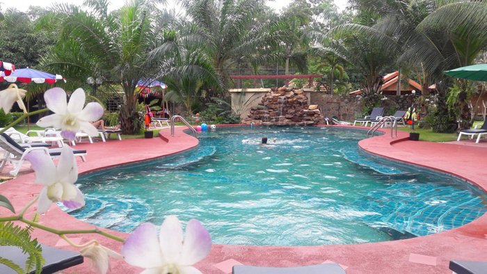 PHUAN NATURIST VILLAGE - Cottage Reviews (Pattaya, Thailand)