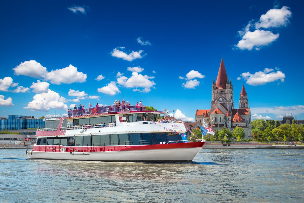 Danube River Cruises Quick Info Guide - Sometimes Sailing