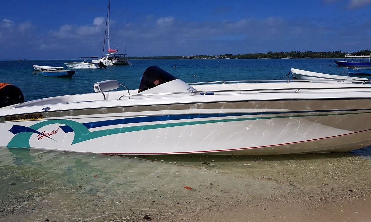 hope boat tours mauritius