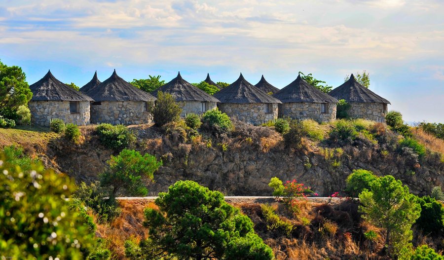 Poblado Watu de Selwo Aventura