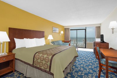 Hotel photo 1 of Ocean Resort.