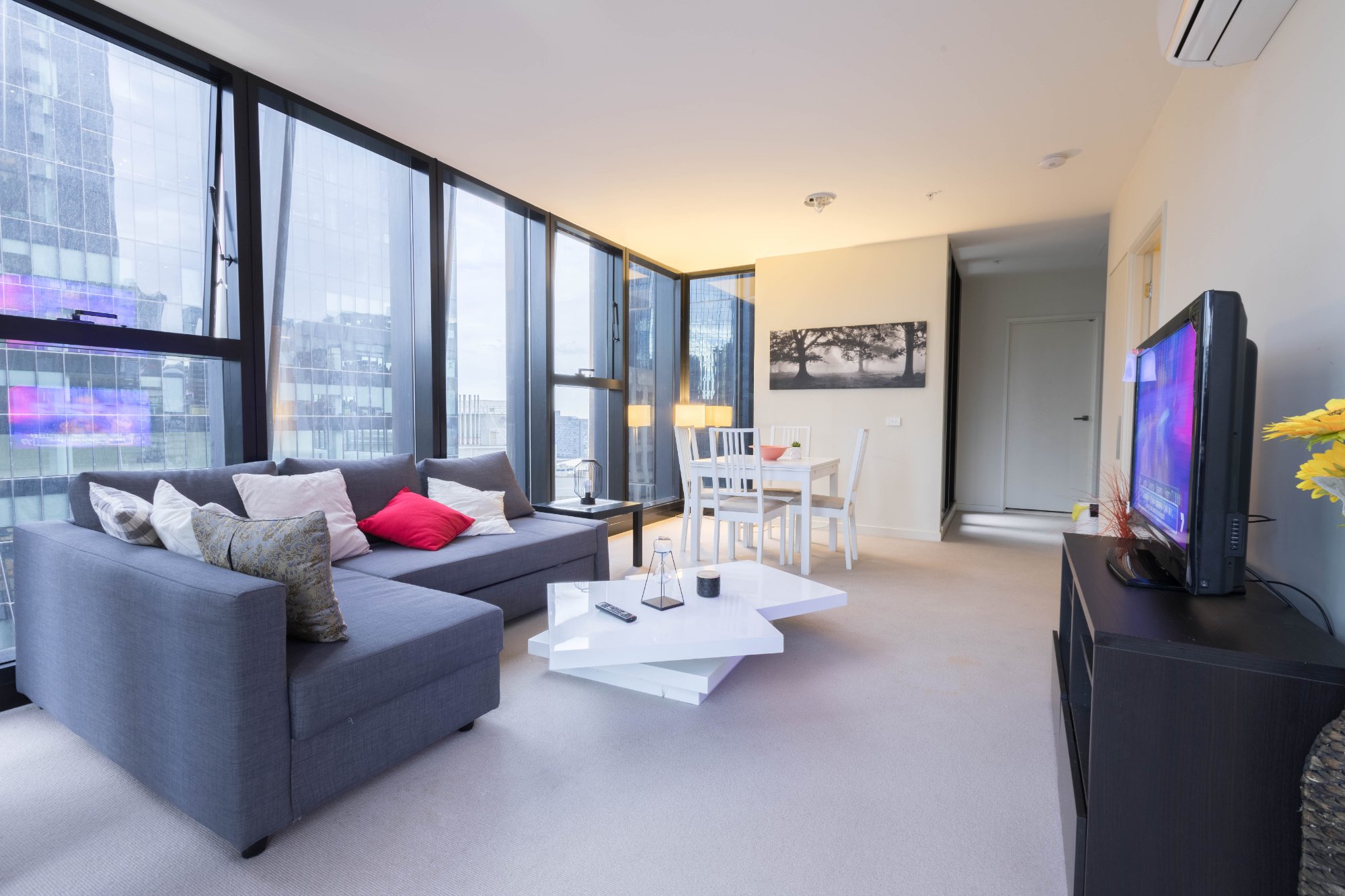 SUNSHINE BOUTIQUE APARTMENTS Condominium Reviews Melbourne