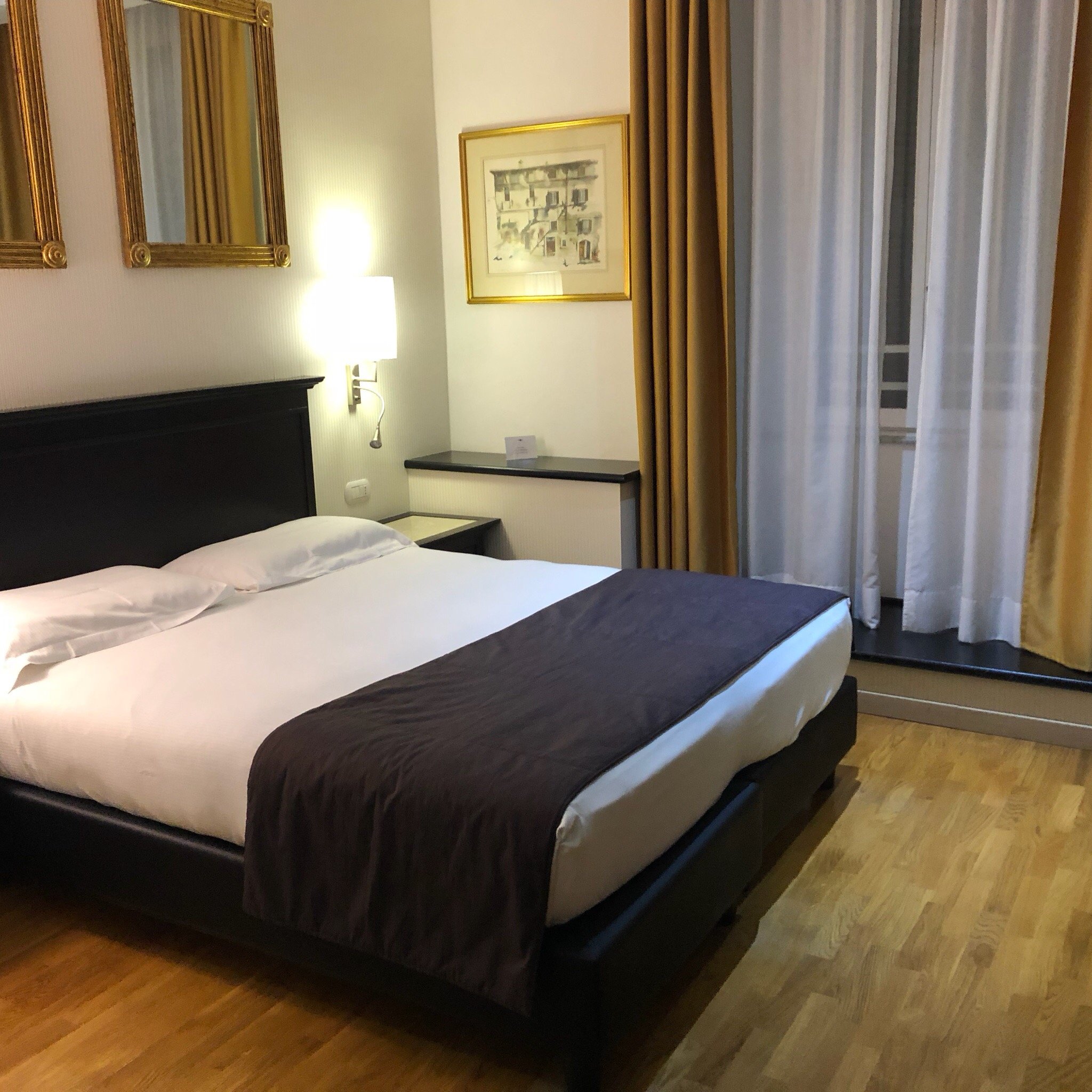 AT FORTY-ONE LUXURY SUITES & ROOMS B&B (Roma): Prezzi 2022 E Recensioni