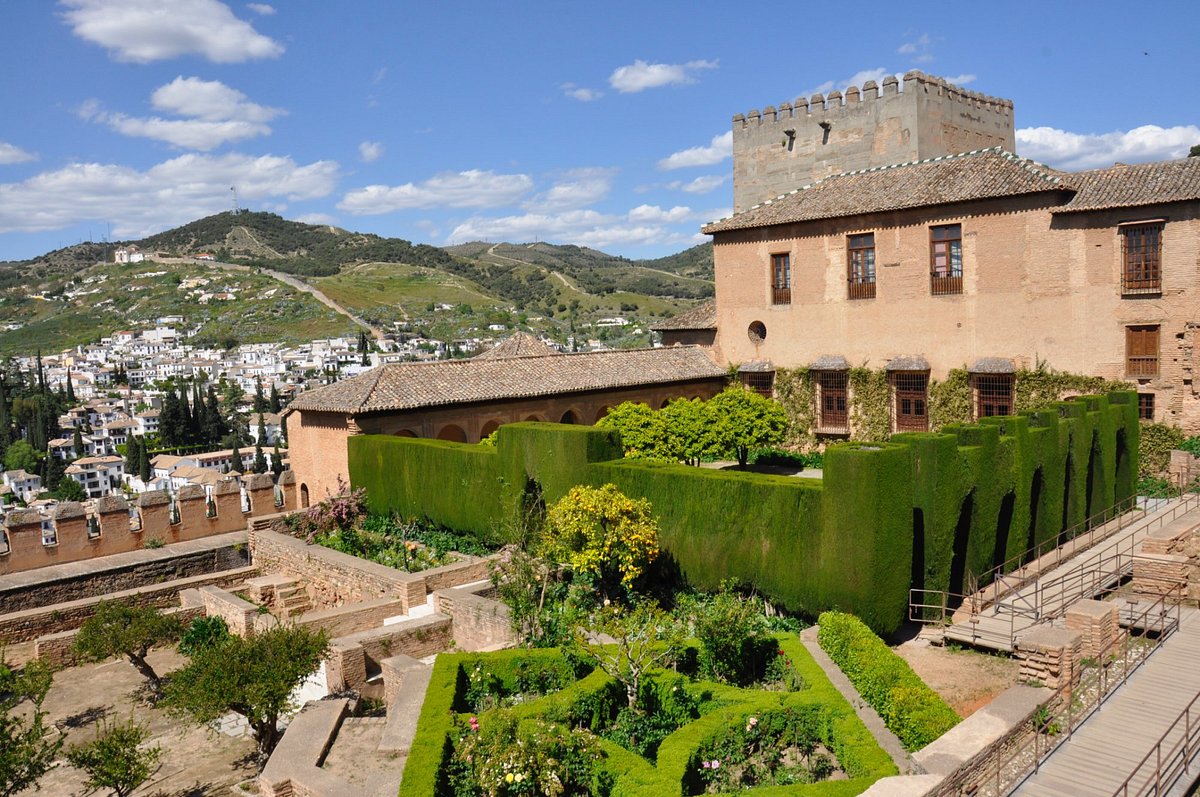 Ontdek de magie van Alhambra de Granada - Plan nu uw reis!