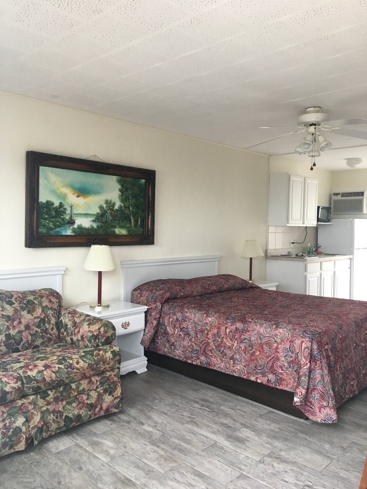 Southold Beach Motel Rooms: Pictures & Reviews - Tripadvisor