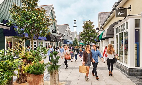 Kildare Village is the perfect luxury shopping destination, home to over 100 designer brands.