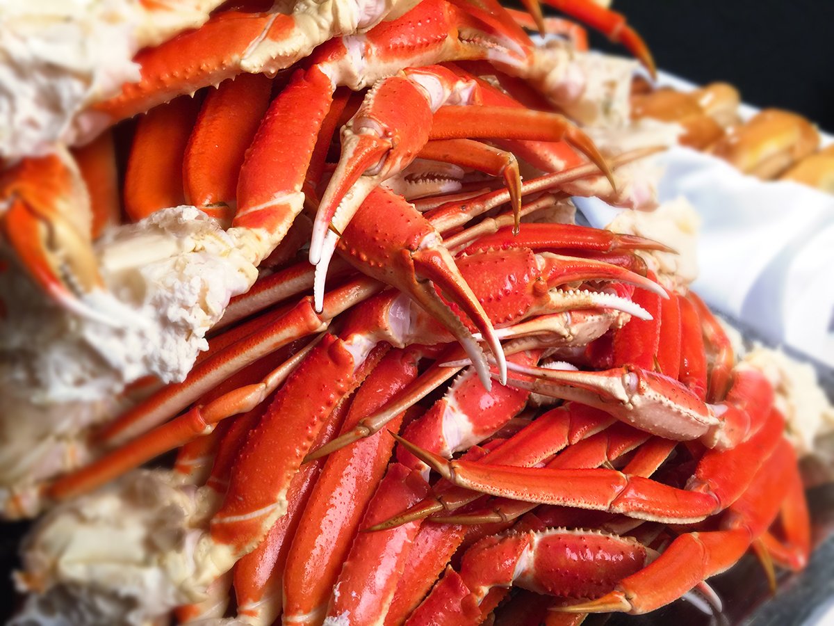 Delicious Crab Legs in Panama City Beach, FL: A Culinary Adventure