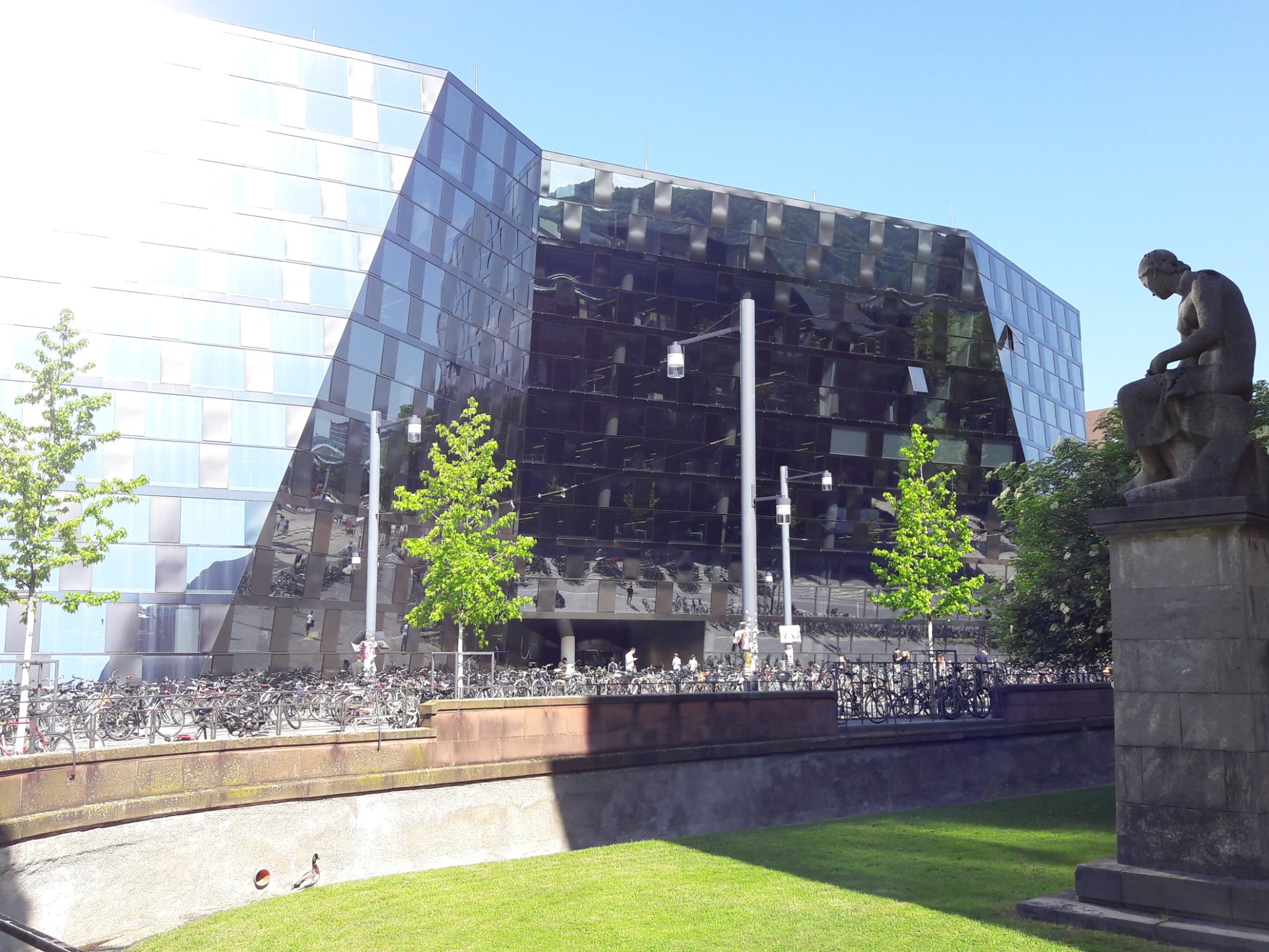 Universitätsbibliothek Freiburg (Freiburg Im Breisgau) - Alles Wat U ...