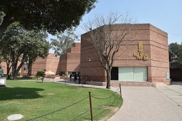 AL-Hammra Art Centre image