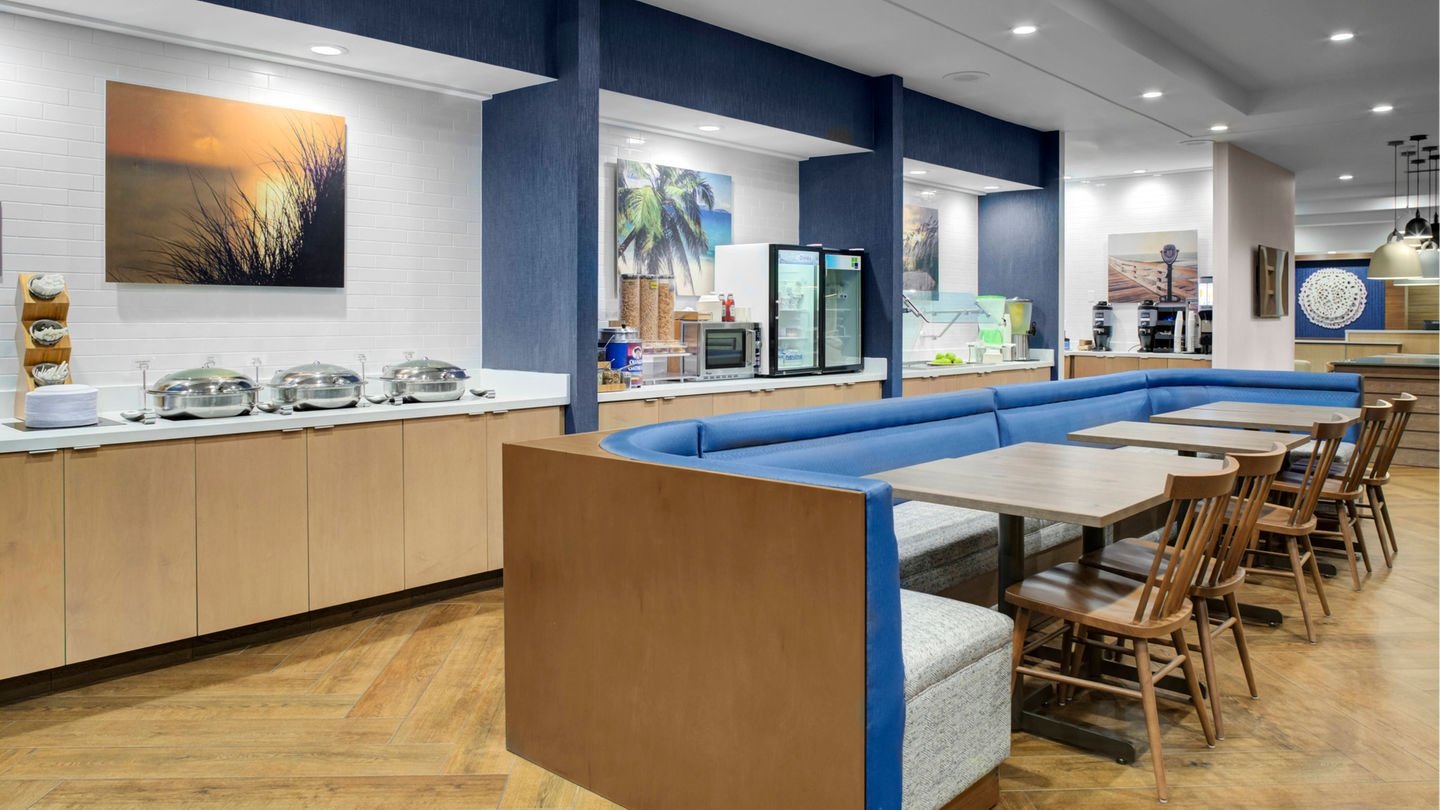 Hotel photo 33 of Fairfield Inn & Suites by Marriott Virginia Beach Oceanfront.