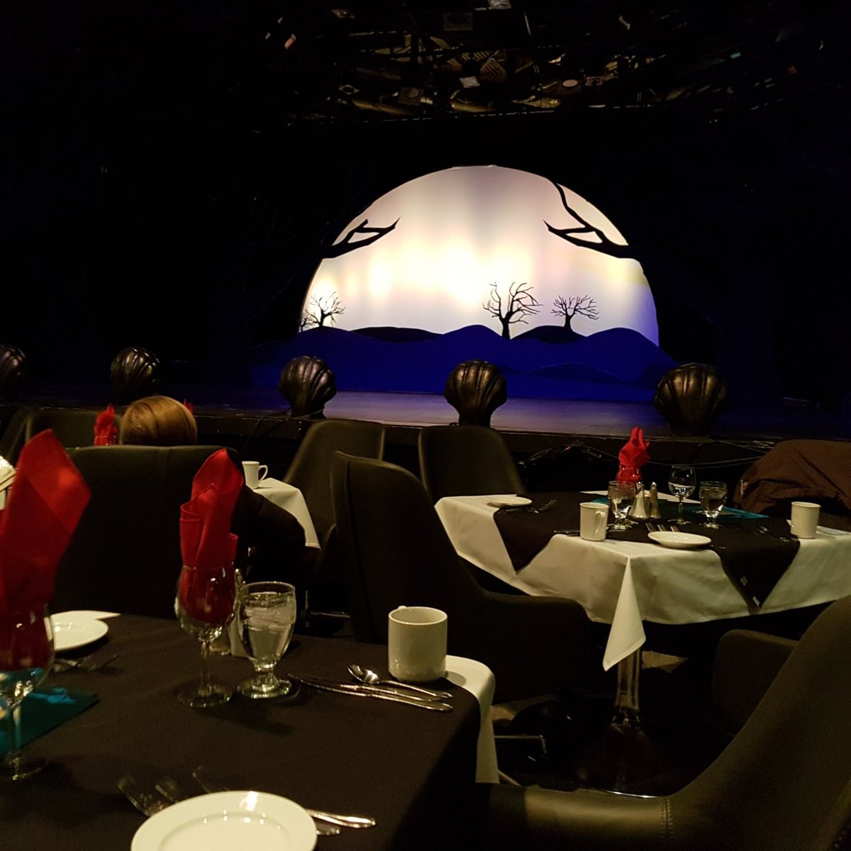 Stage West Dinner Theatre Calgary Ce Quil Faut Savoir