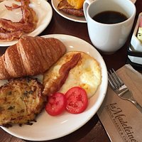 breakfast plates