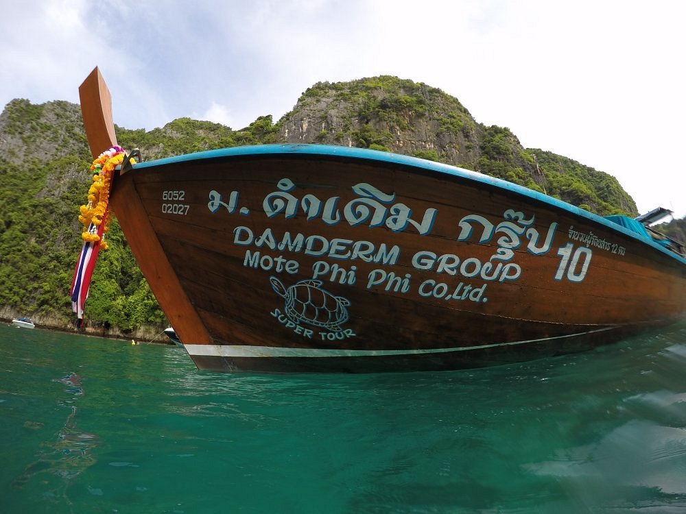 Saii phi phi island village