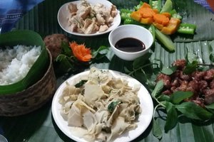 Ăn uống 