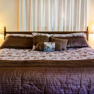We have three rooms with king-size beds. 