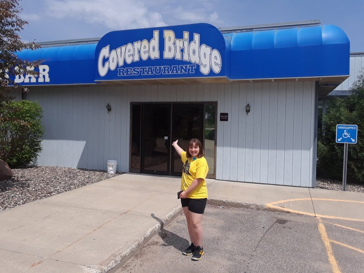 COVERED BRIDGE RESTURANT AND LOUNGE, Zumbrota Restaurant Avis, Numéro de Téléphone & Photos
