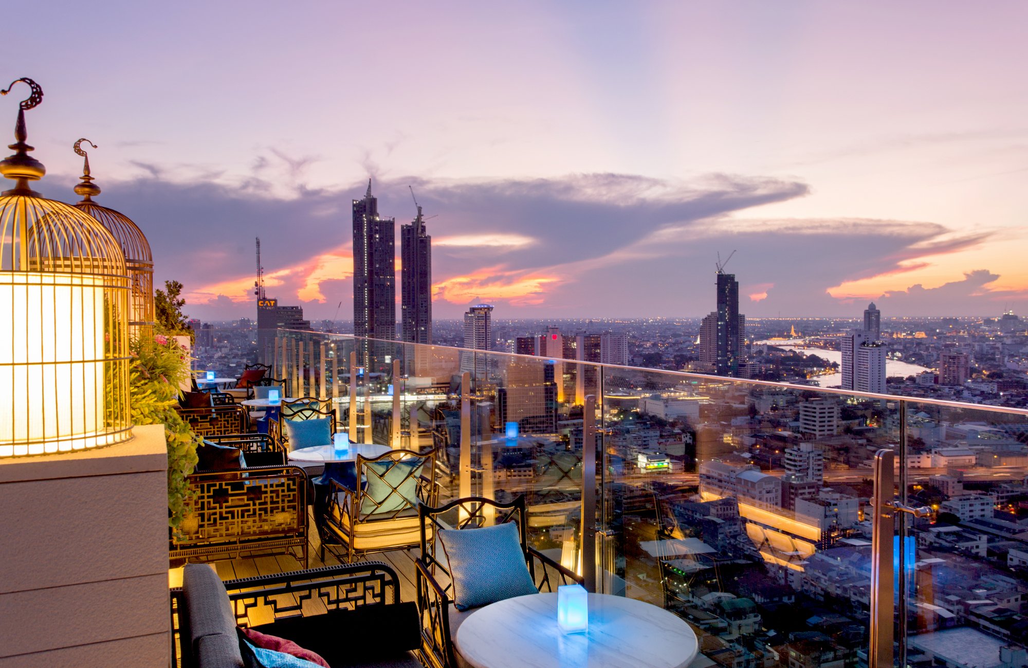 Yao Rooftop Bar