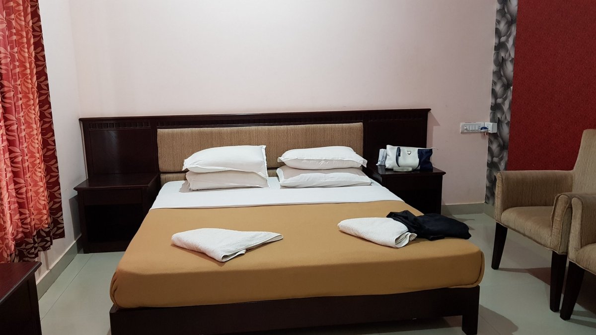 big boss hotel chitradurga reviews