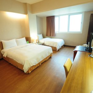精緻三人客房-康橋商旅五甲館