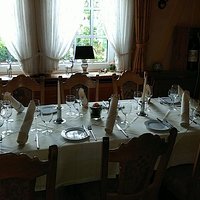 Tische im Restaurant