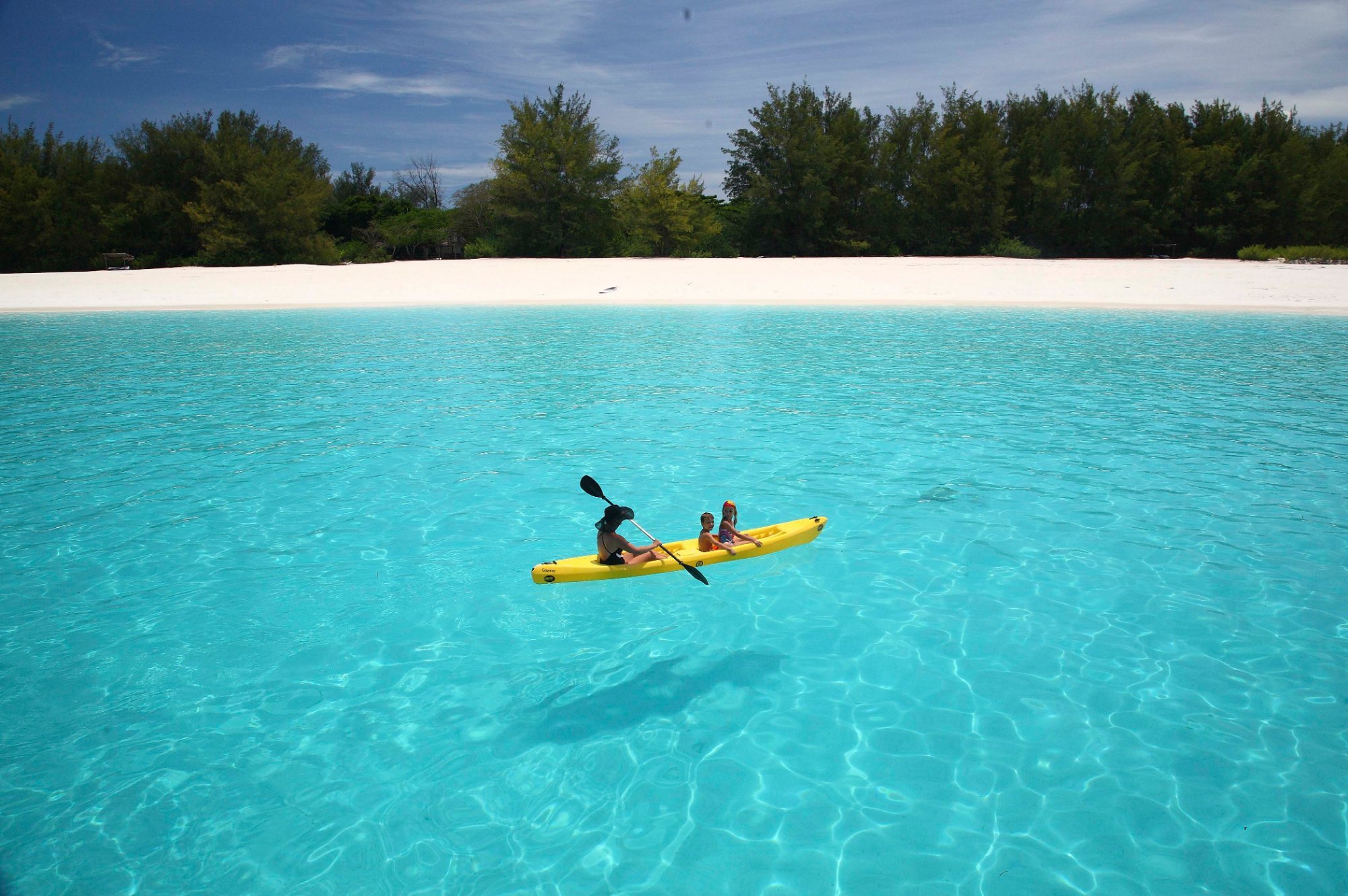 andBeyond Mnemba Island by null