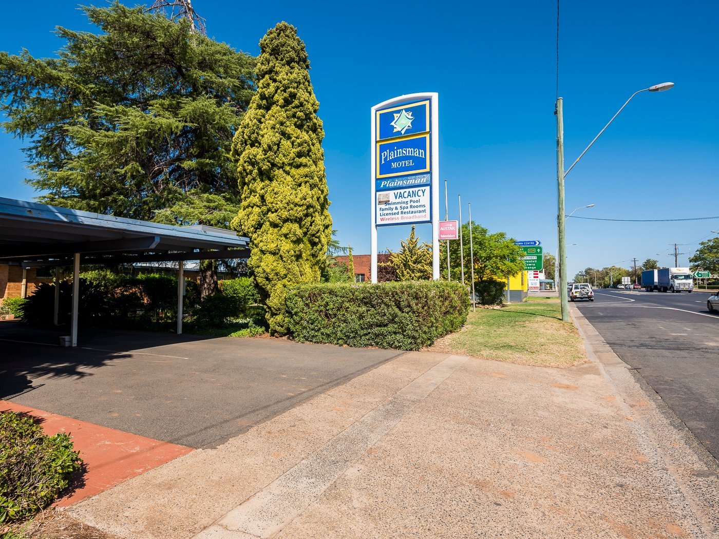 The Plainsman Motel by null