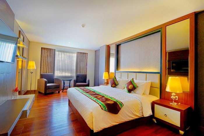 GRAND QIN HOTEL BANJARBARU (FORMERLY GRAND DAFAM Q HOTEL) $33 ($̶7̶2̶ ...