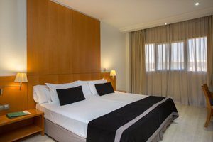 Room & Suite