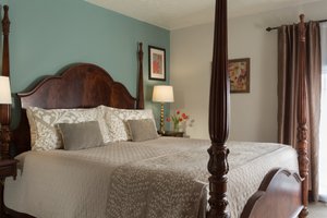 Room & Suite