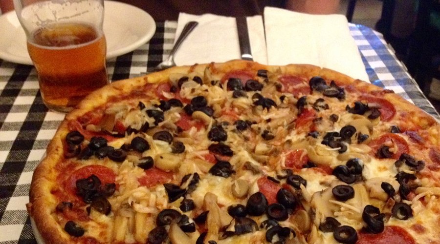 The yummy pizza!