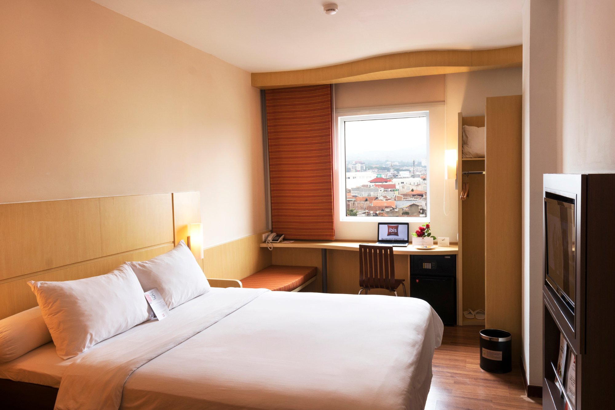 Ibis Bandung Pasteur Rooms: Pictures & Reviews - Tripadvisor