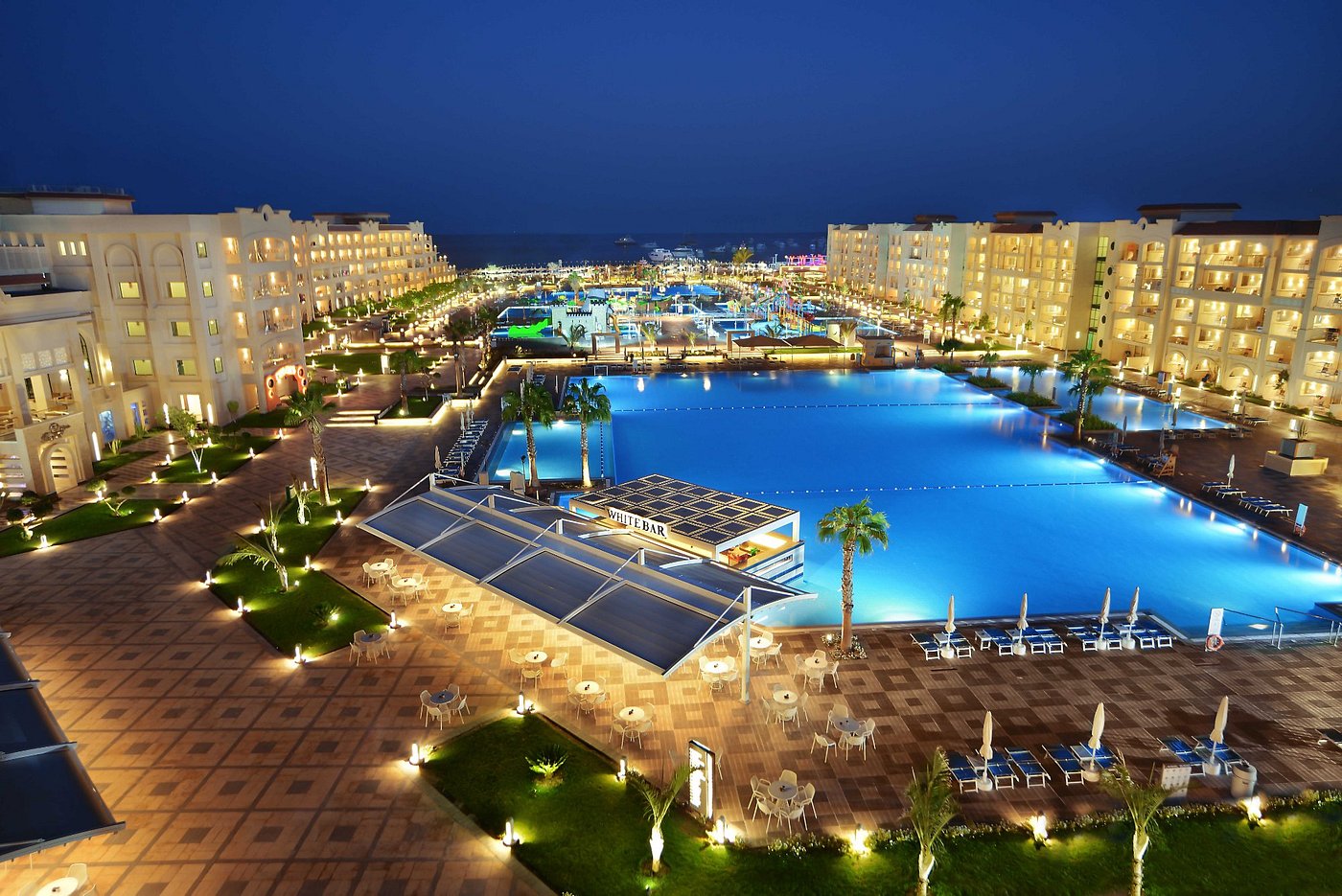 Серри хургада. Альбатрос White Beach Хургада. Beach Albatros Resort Hurghada 5 Хургада. Отель Альбатрос Вайт Бич Резорт 5 Хургада. Египет отель Beach Albatros.