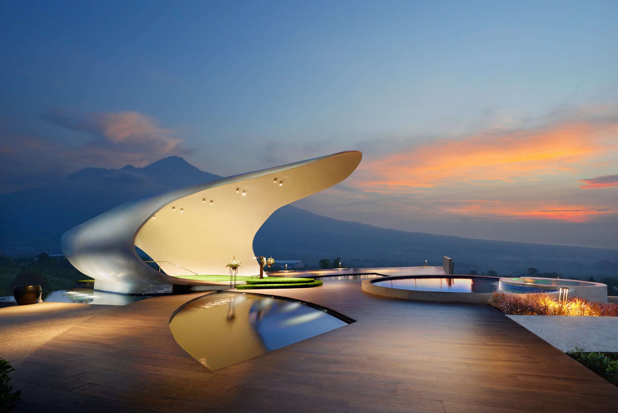 Hotel photo 25 of Golden Tulip Holland Resort Batu.