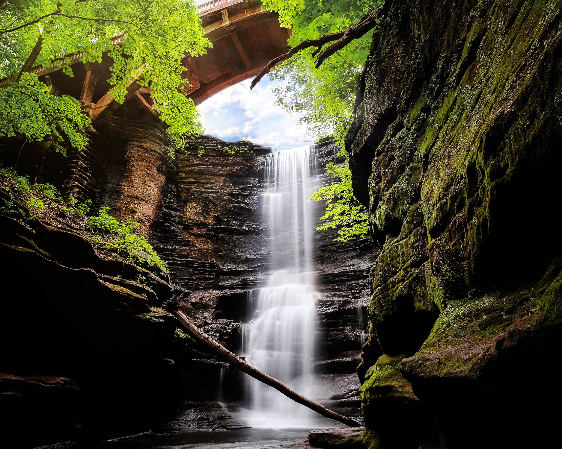 matthiessen state park        
        <figure class=