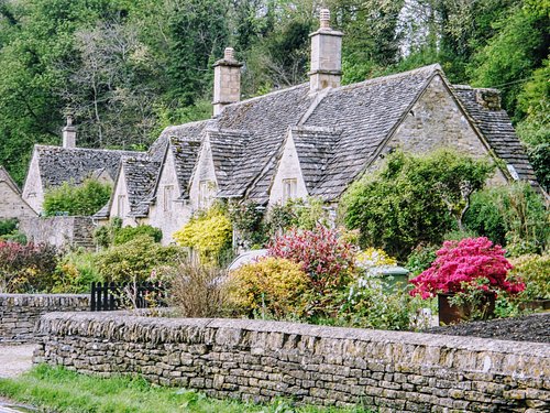 Bibury, Cotswolds, UK: A Guide - What Laura Did Next