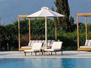 Neilson Buca Beachclub in Messini, image may contain: Patio, Housing, House, Outdoors