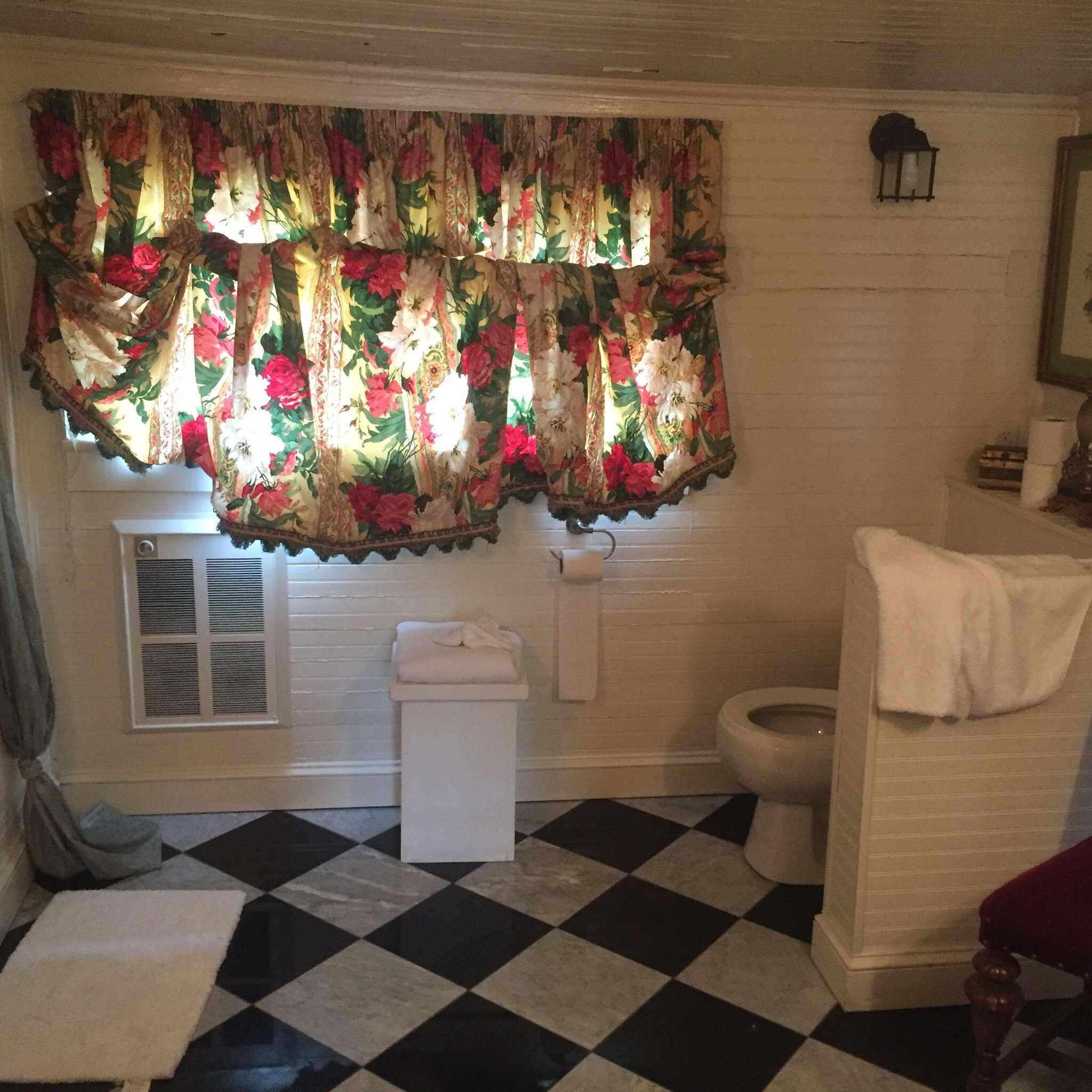 LANCASTER TAVERN B & B (Lancaster, VA) - Foto's En Reviews - Tripadvisor