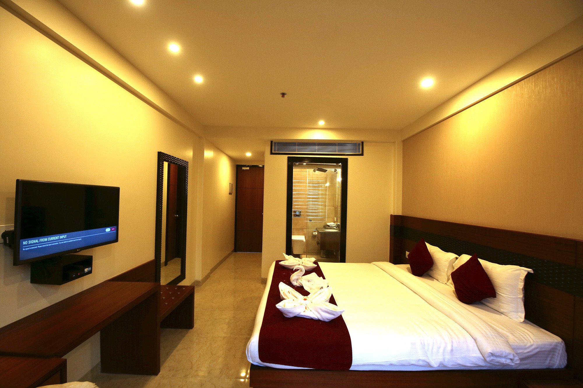 Hotel photo 4 of Holy River Hotel.