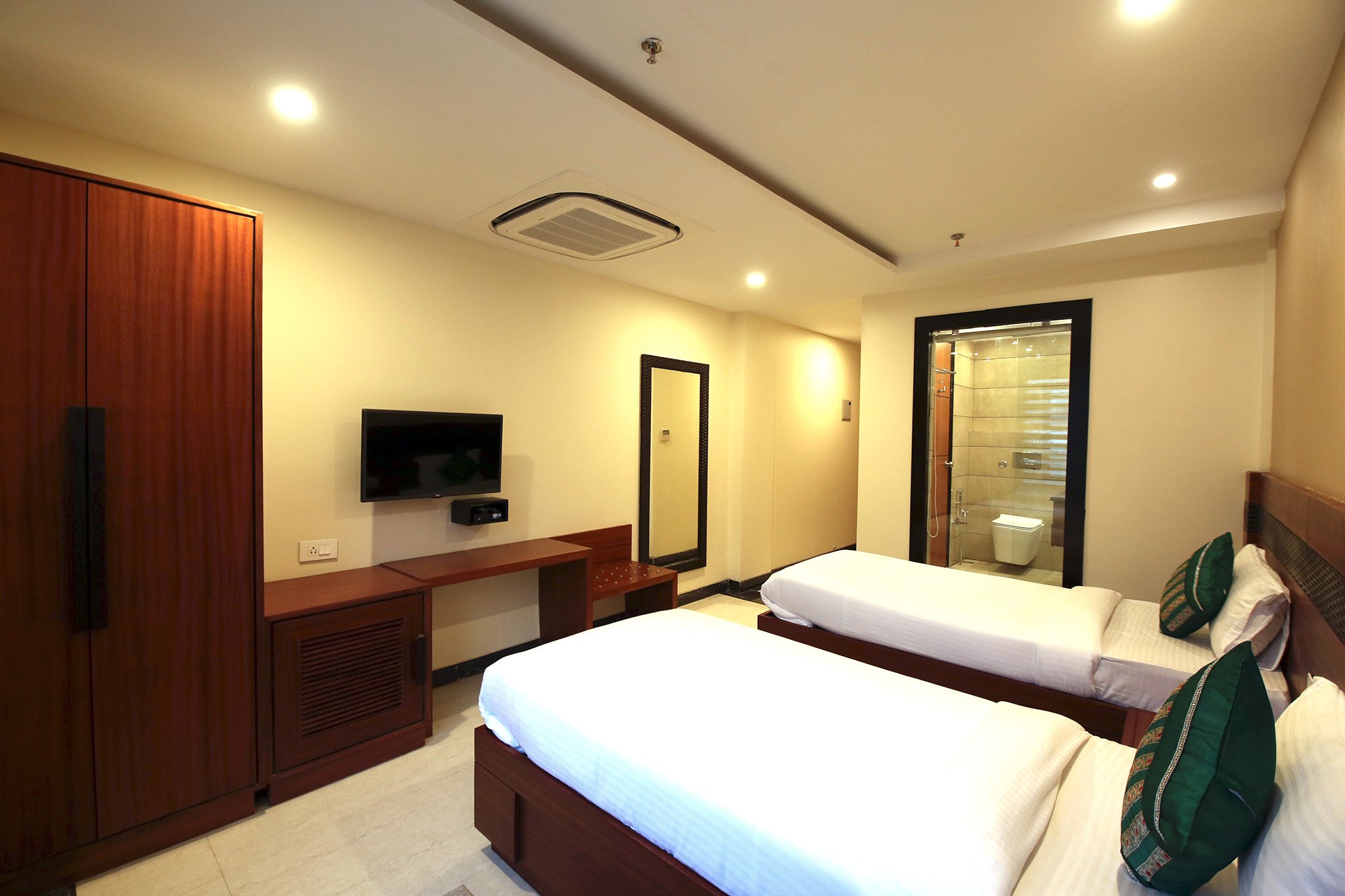 Hotel photo 11 of Holy River Hotel.